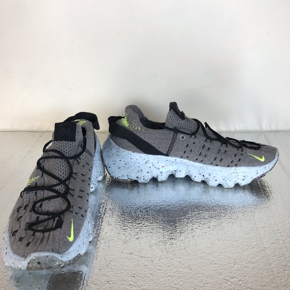 Men’s Nike Space Hippie grey/white US Size 10